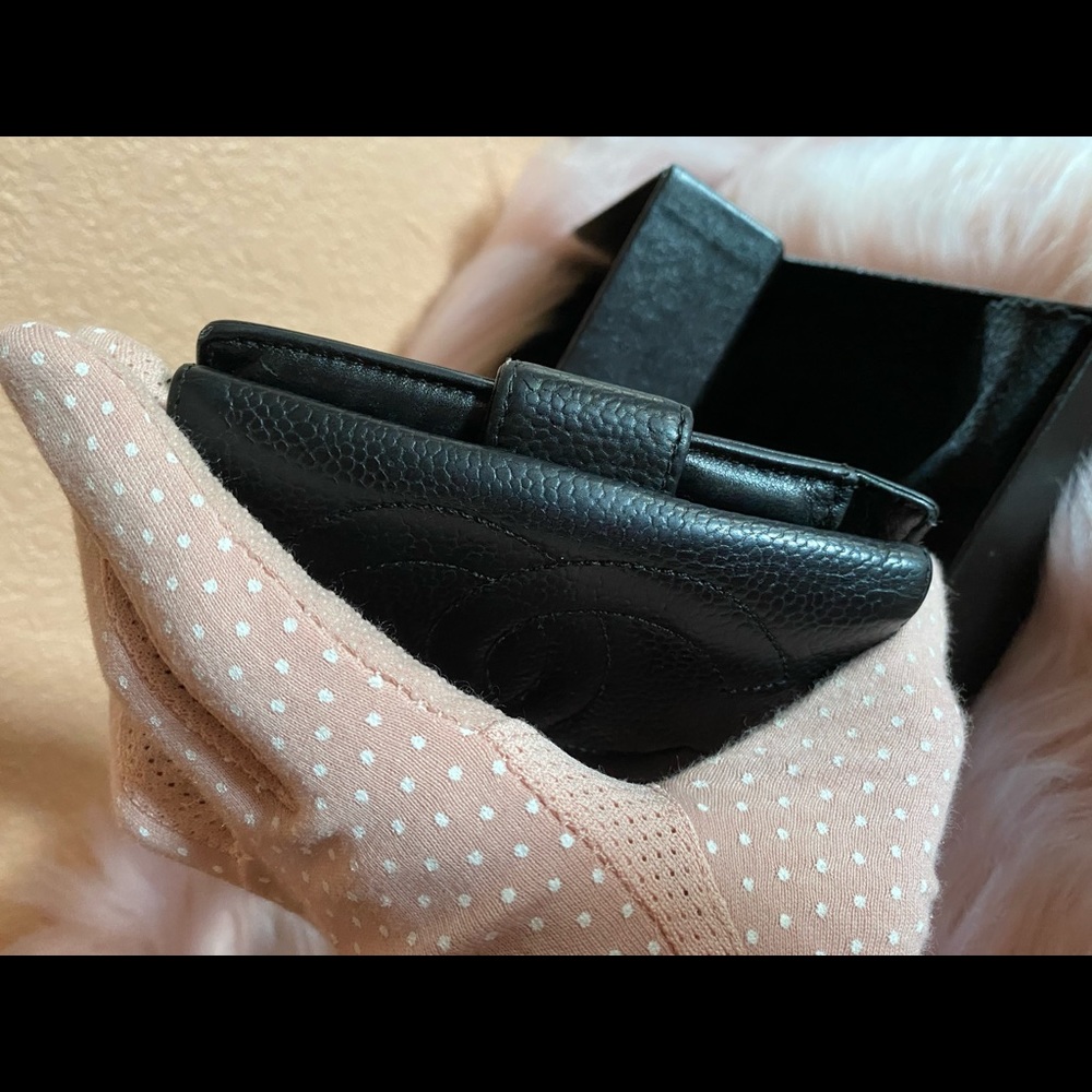 ❌SOLD Authentic Chanel wallet - Picture 2 of 6